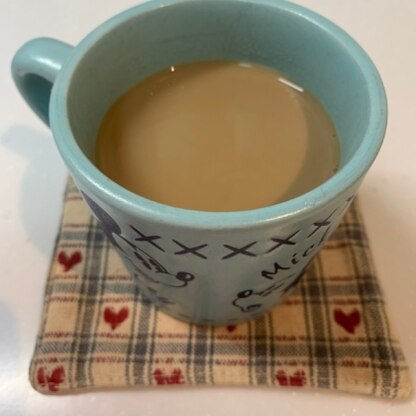 いつもはお砂糖なしのホットコーヒーなのですが、甘くて冷たいコーヒー牛乳もいいですね(^^)
ごちそうさまでした♪